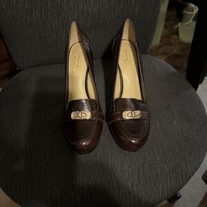 Vintage Coach Shoes in beautiful condition.. Maroon leather with black heels.